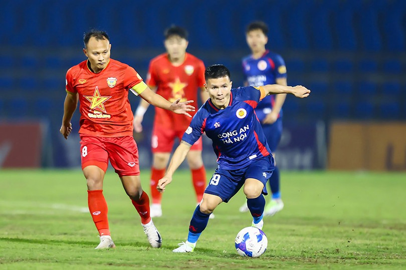 Vòng 22 LPBank V.League 1-2024/25, Hồng Lĩnh Hà Tĩnh làm khách CLB Công an Hà Nội vào lúc 19h15 ngày 9/5 trên sân Hàng Đẫy. Ảnh: VPF. 5-11.jpg