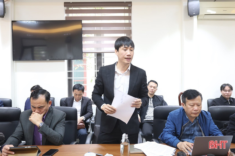 Trưởng Phòng Giáo dục phổ thông, Sở GD&ĐT Đậu Quang Hồng tham mưu các phương án lựa chọn môn thi, bài thi thứ 3. bqbht_br_aimg-3388.jpg