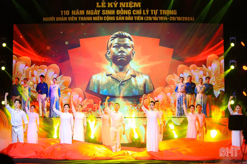 Cuộc đời và lý tưởng của đồng chí Lý Tự Trọng mãi là ngọn đuốc soi đường, tiếp thêm niềm tin và sức mạnh cho thế hệ trẻ hôm nay.