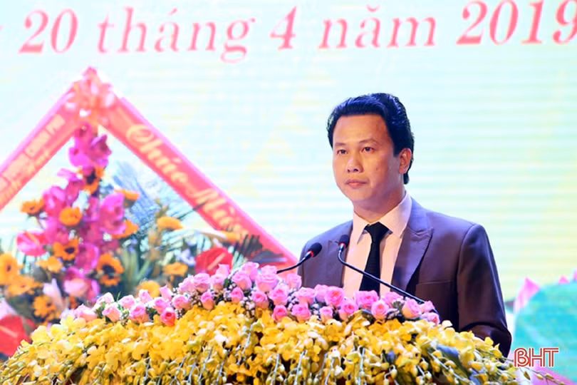 Công bố Quyết định của Thủ tướng Chính phủ công nhận TP Hà Tĩnh đạt đô thị loại II