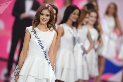 Vẻ đẹp ngọt ngào, gợi cảm của các thí sinh Hoa hậu Nga 2019
