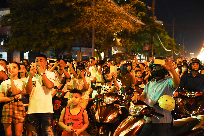 Rực rỡ màn pháo hoa mừng TP Hà Tĩnh được công nhận đô thị loại II