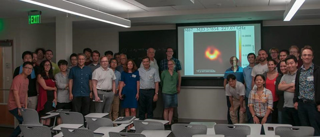 Cô gái giúp tìm ra lỗ đen đầu tiên bị dân mạng soi mói, sỉ nhục