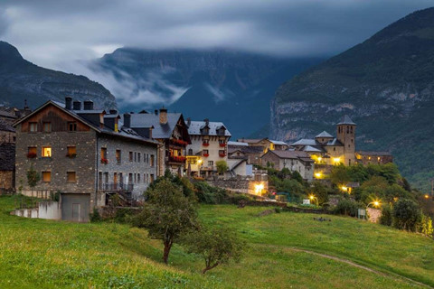 Khám phá 11 thị trấn cao nguyên đẹp nhất thế giới ảnh 11 Khám phá 11 thị trấn cao nguyên đẹp nhất thế giới