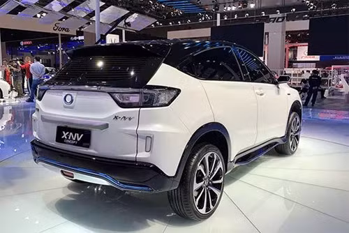 Honda giới thiệu xe crossover mới X-NV