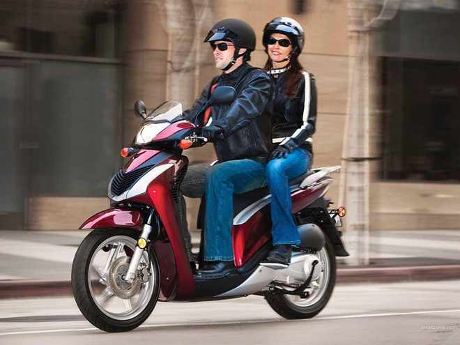 Bước vào mùa nóng, chạy xe máy cần lưu ý những gì? ảnh 1 Bước vào mùa nóng, chạy xe máy cần lưu ý những gì?