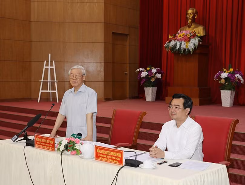 Hình ảnh Tổng Bí thư, Chủ tịch nước làm việc ở Kiên Giang