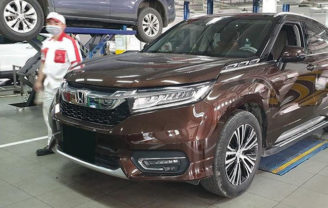 Honda Avancier - đàn anh CR-V bất ngờ xuất hiện tại đại lý ở Việt Nam Honda Avancier - đàn anh CR-V bất ngờ xuất hiện tại đại lý ở Việt Nam