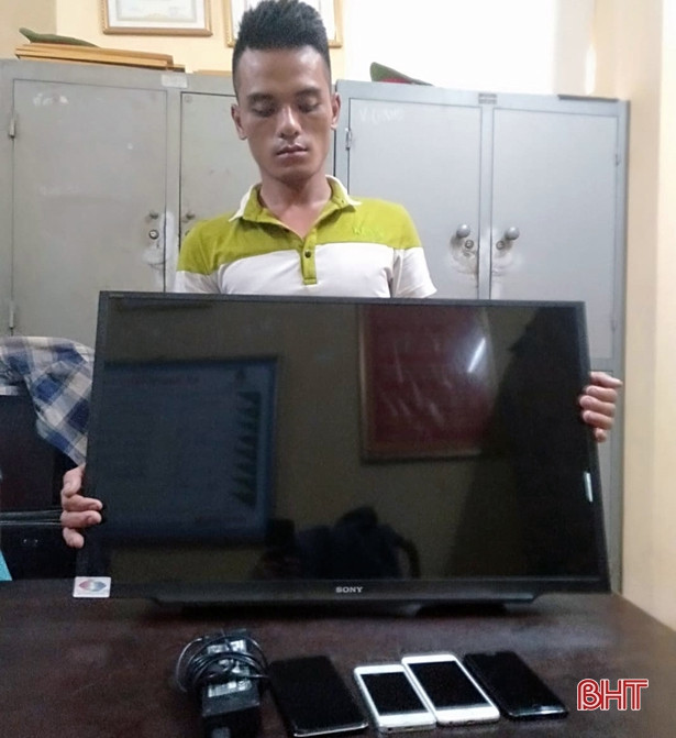 Ra tù chưa lâu, “vượt” cầu Bến Thủy vào Hà Tĩnh trộm tivi, điện thoại