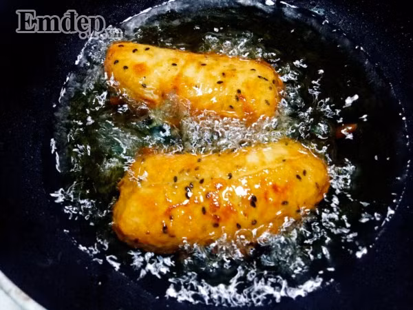 Bí quyết làm bánh chuối chiên giòn rụm, ăn hoài không biết chán