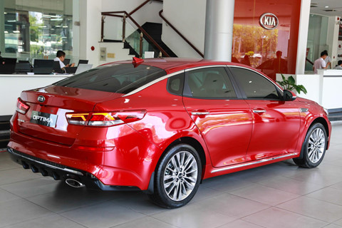 Kia Optima 2019 xuất hiện tại đại lý, bản cao cấp tăng giá 20 triệu ảnh 2 Kia Optima 2019 xuất hiện tại đại lý, bản cao cấp tăng giá 20 triệu