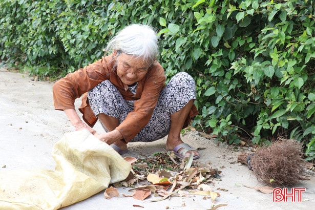 “Xây dựng nông thôn mới, không có tiền thì tôi góp công, góp sức”