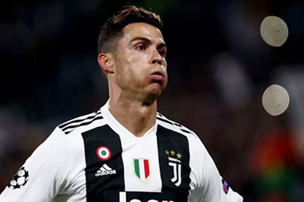 Ronaldo đòi Juve “thay máu” sau thất bại ở Champions League