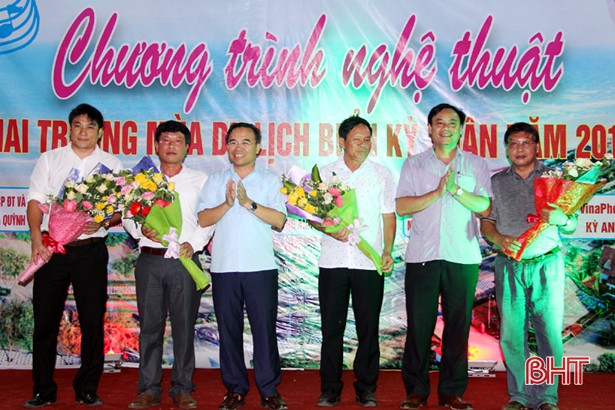 Kỳ Xuân khai trương mùa du lịch biển 2019