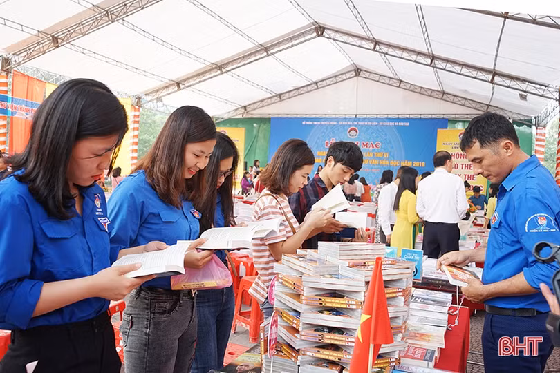 Hà Tĩnh khai mạc Ngày Sách Việt Nam lần thứ VI