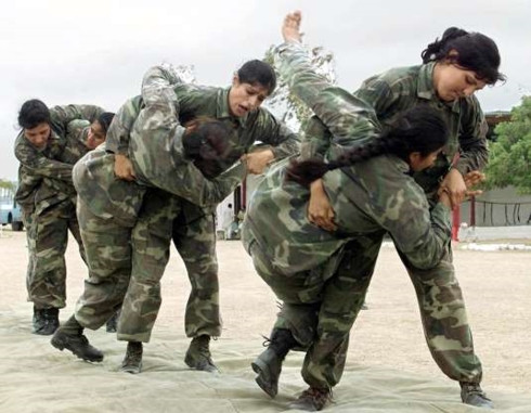 hình ảnh ấn tượng về việc huấn luyện quân đội trên thế giới hình 14 Hình ảnh ấn tượng về huấn luyện quân đội trên thế giới