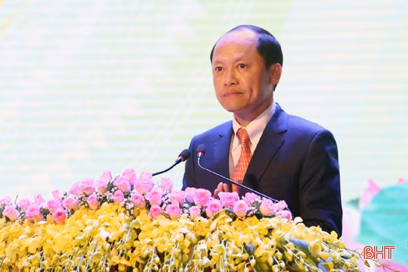 Công bố Quyết định của Thủ tướng Chính phủ công nhận TP Hà Tĩnh đạt đô thị loại II