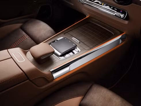 Khám phá Mercedes GLB - SUV 7 chỗ cỡ nhỏ vừa ra mắt