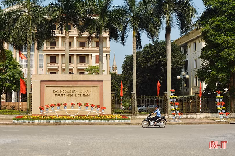 Thành Sen khoác “áo mới” trước sự kiện công bố quyết định đô thị loại II