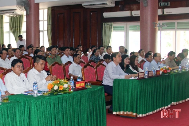 Thạch Hà vinh danh 30 điển hình học tập và làm theo gương Bác