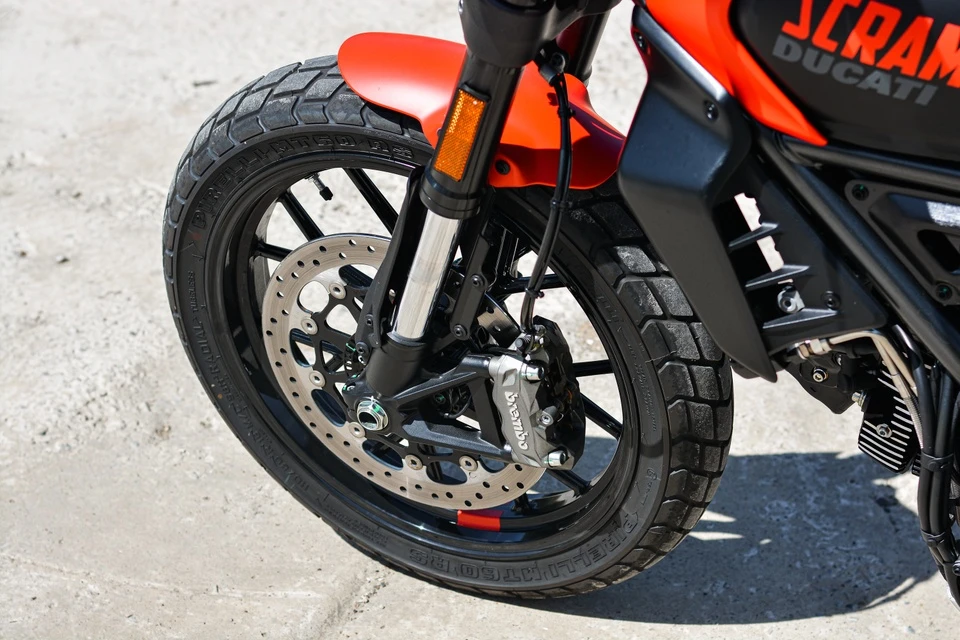 Cận cảnh Ducati thế hệ mới, giá khởi điểm 379 triệu đồng
