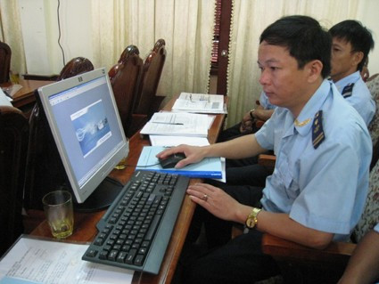 Cán bộ ngành Hải quan tập huấn sử dụng phần mềm thông quan điện tử