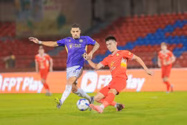 Hồng Lĩnh Hà Tĩnh và bài toán vượt khó trên sân Hàng Đẫy