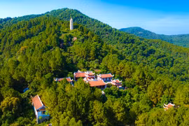 Ngắm cảnh sắc Hương Tích tự giữa nắng hè