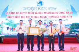 Hương Khê, Đức Thọ đón nhận bằng công nhận huyện đạt chuẩn NTM, NTM nâng cao