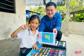 Giúp “Em nuôi của Đoàn” vững vàng tới trường