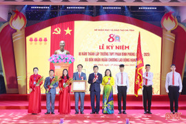 Trường THPT Phan Đình Phùng long trọng kỷ niệm 80 năm thành lập