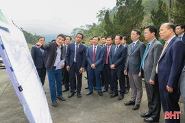 Hà Tĩnh - Bolikhămxay thúc đẩy phát triển toàn diện cửa khẩu Cầu Treo - Nậm Phao