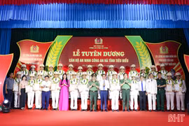 Công an Hà Tĩnh tuyên dương 25 cán bộ an ninh tiêu biểu
