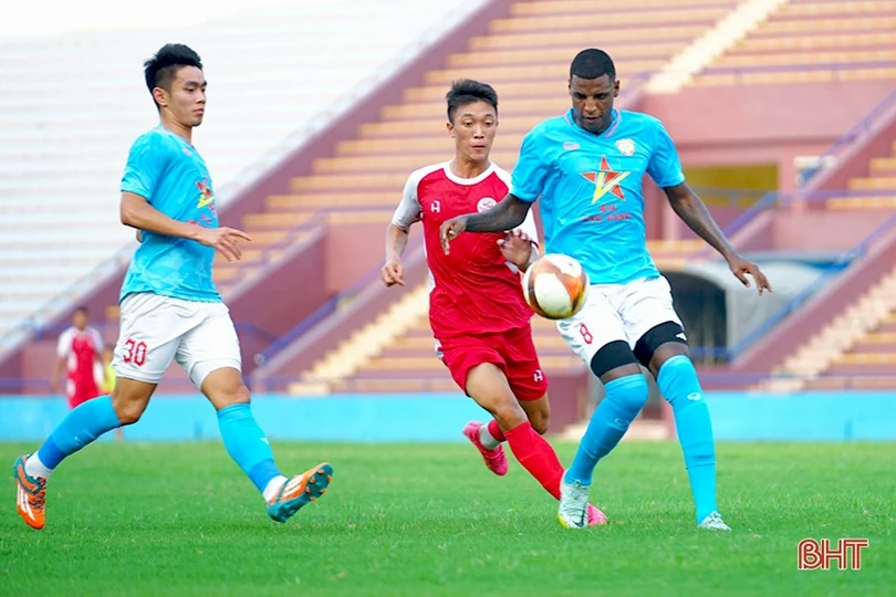 Hồng Lĩnh Hà Tĩnh đặt mục tiêu lọt top 4 V.League 2023/2024