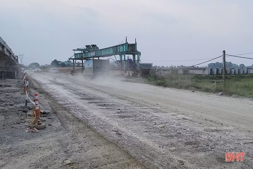 Chấn chỉnh tình trạng mất ATGT khi thi công cao tốc đoạn Diễn Châu - Bãi Vọt