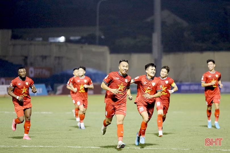 Gương mặt ấn tượng trong trận mở hàng của Hồng Lĩnh Hà Tĩnh