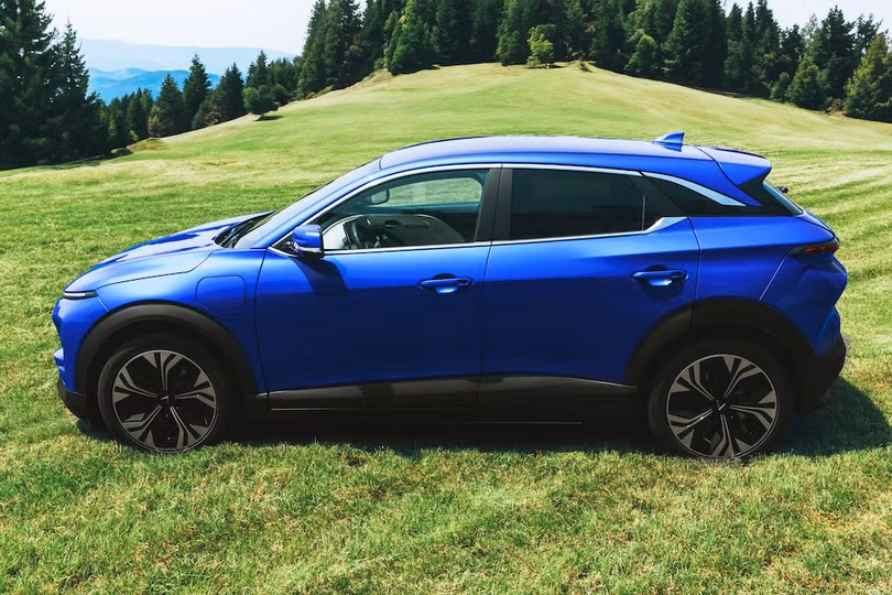 VinFast VF 6 chính thức nhận lái thử và đặt cọc vào ngày Phụ nữ Việt Nam