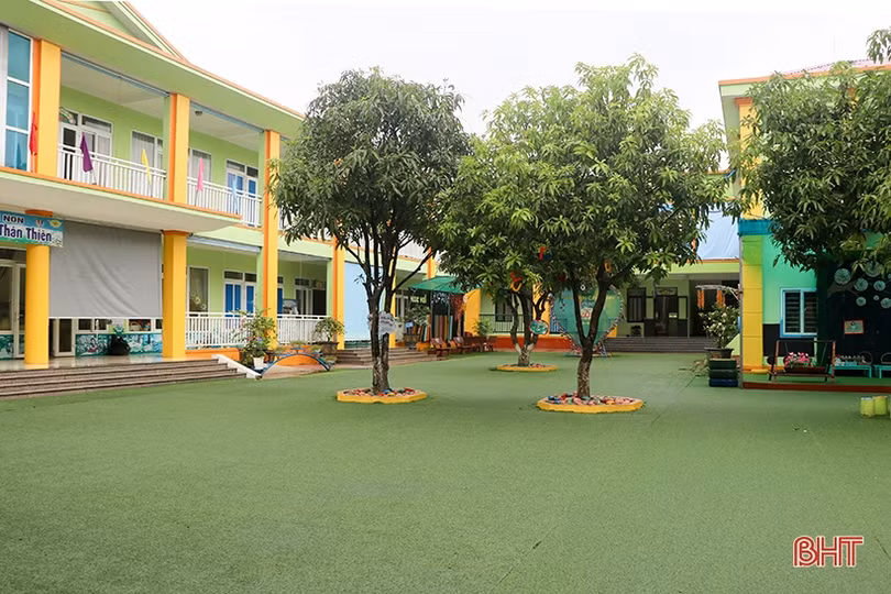 Yêu nghề, mến trẻ, cô giáo mầm non say mê sáng kiến