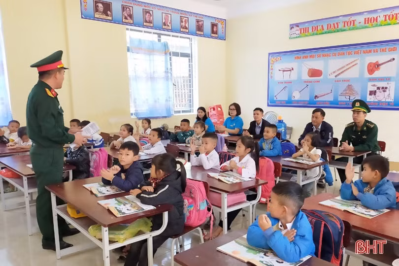 Hà Tĩnh tập trung tuyên truyền về nhiệm vụ quân sự, quốc phòng