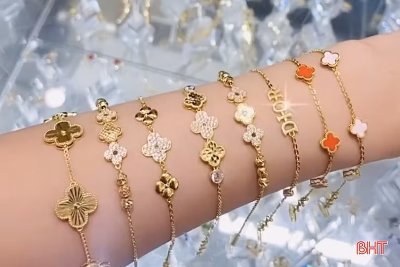 Thỏa sức chọn hoa tươi, quà tặng dịp lễ 20/10 ở TP Hà Tĩnh