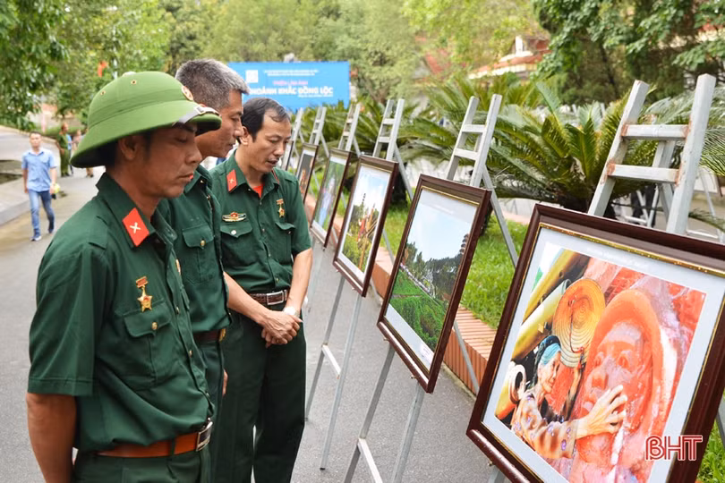 Triển lãm ảnh “Khoảnh khắc Đồng Lộc”