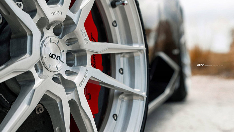 Siêu xe Lamborghini Huracán gây ấn tượng với thiết kế quái dị