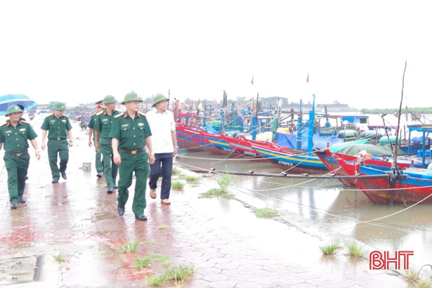 Lực lượng vũ trang Hà Tĩnh chuẩn bị các phương án đối phó bão số 3