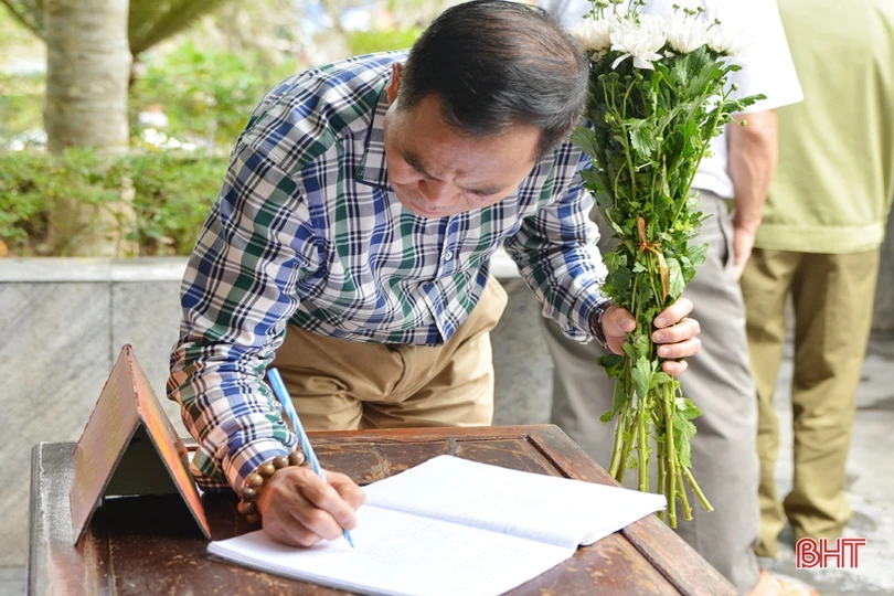 Giữa miền trời huyền thoại…