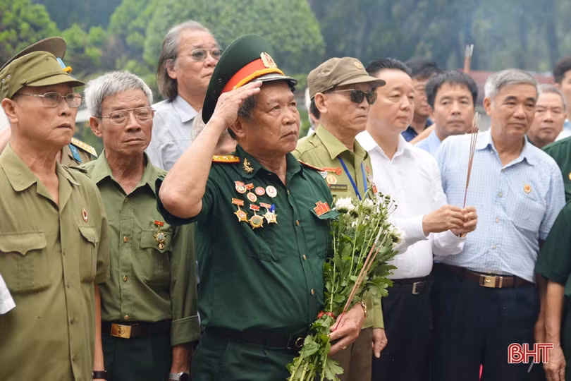 Rưng rưng ngày trở về...