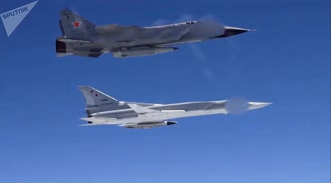 Tên lửa Burevestnik, tàu ngầm hạt nhân Poseidon của Nga lộ diện