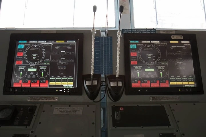 Cận cảnh tàu sân bay lớn nhất thế giới chiến hạm USS Gerald Ford