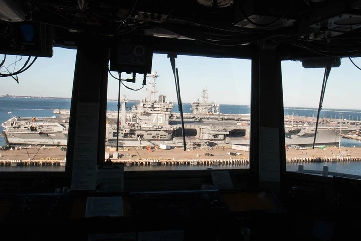 Cận cảnh tàu sân bay lớn nhất thế giới chiến hạm USS Gerald Ford