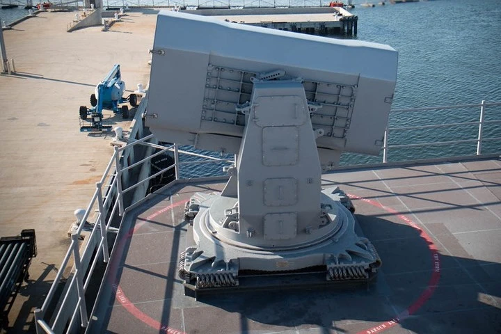 Cận cảnh tàu sân bay lớn nhất thế giới chiến hạm USS Gerald Ford