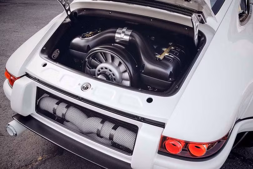 Diện kiến Singer DLS Porsche 911 hoàn hảo giá 41,5 tỷ